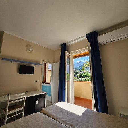 Hotel Corallo Pomonte Εξωτερικό φωτογραφία
