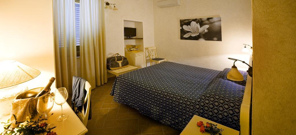 Hotel Corallo Pomonte Εξωτερικό φωτογραφία